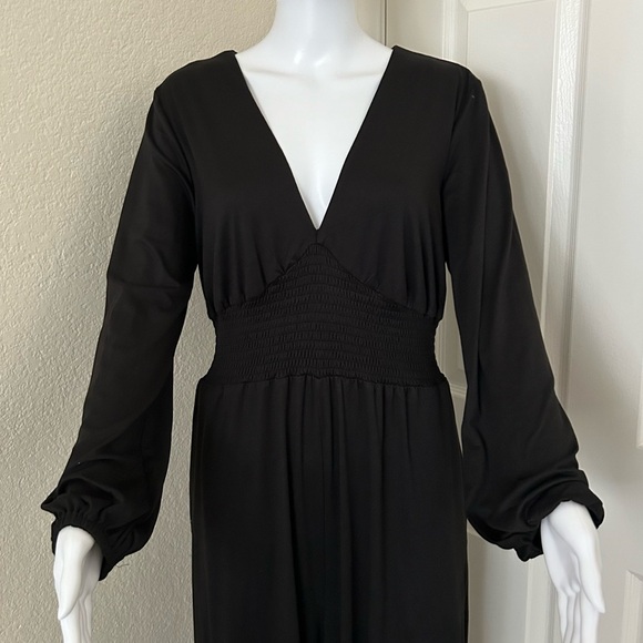 Anthropologie Hutch Long Sleeve Black Wide-Leg V-Neck Jumpsuit Romper - size M - Picture 2 of 15